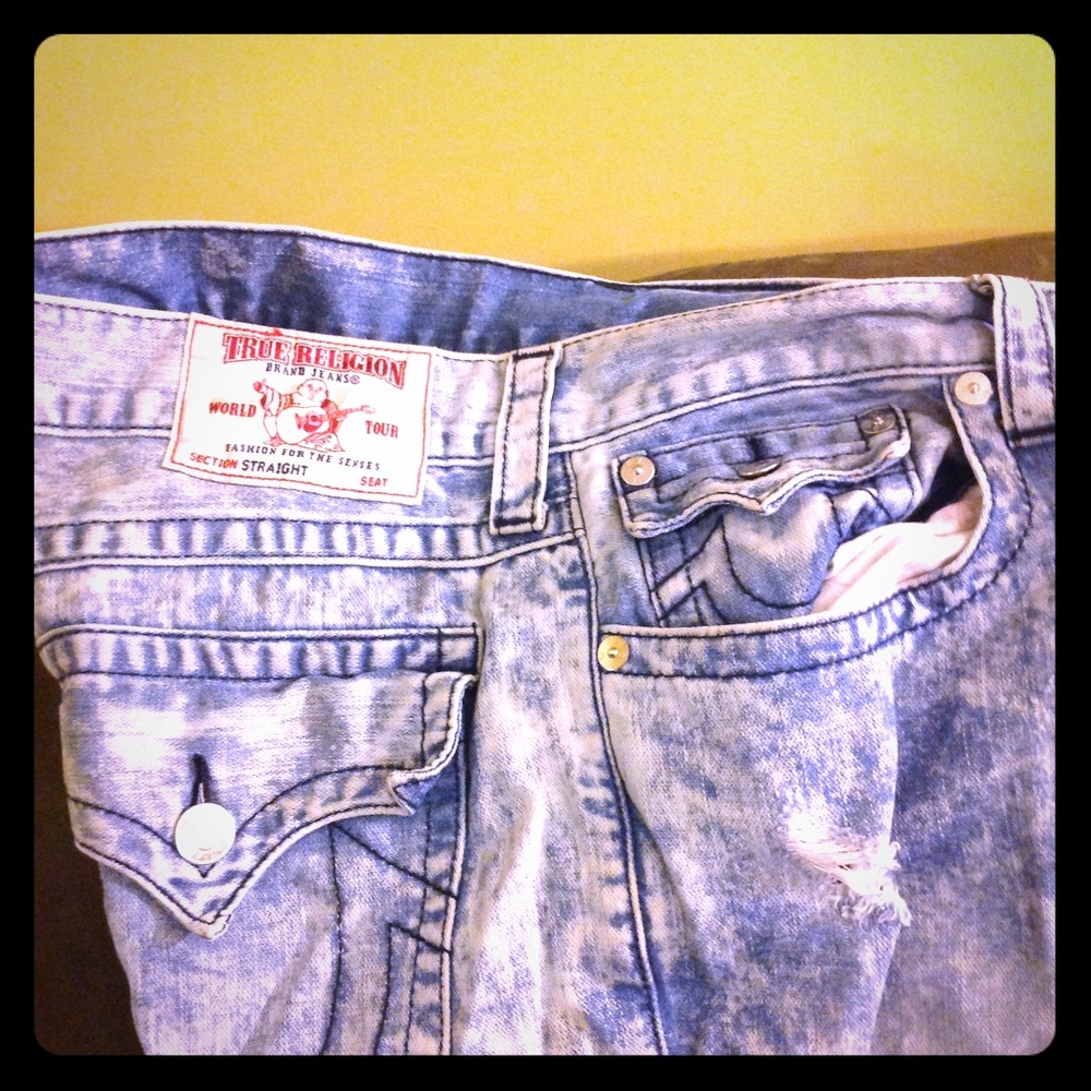 True Religion white wash straight leg jeans 36/32